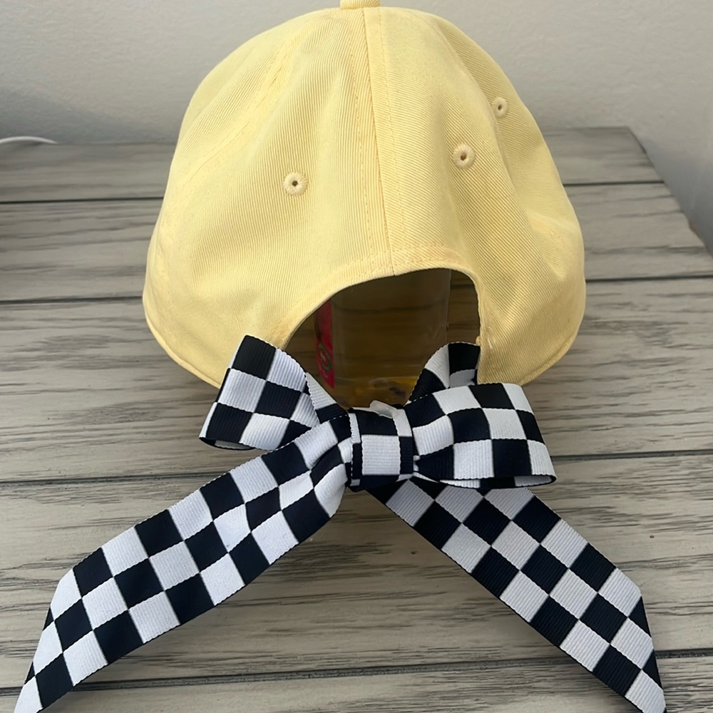 Women’s Vans baseball cap